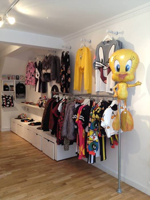 994644_616950091681853_494310426_n