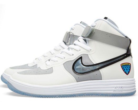 nike-lunar-force-1-high-wow-qs-632359-100-02-570x457